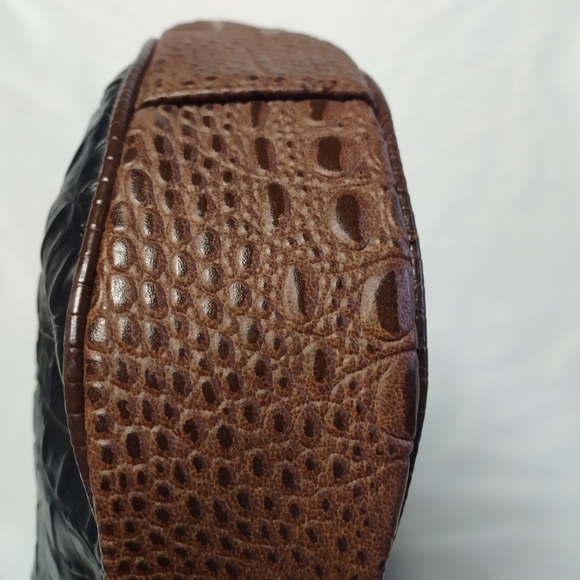 Bueno Alligator Print Hobo Bag with brass hardware - Picture 6 of 13